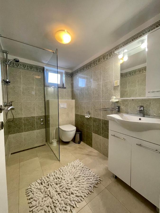 Apartments Maria Umag Luaran gambar